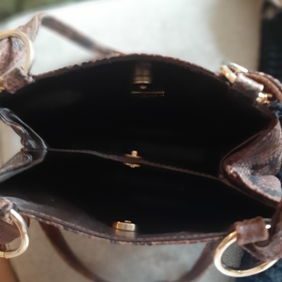 Saks Fifth Avenue Bags Saks Fifth Ave Crossbody Purse Poshmark